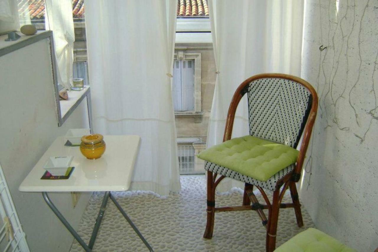 Charmant Appartement Carcassonne Bagian luar foto